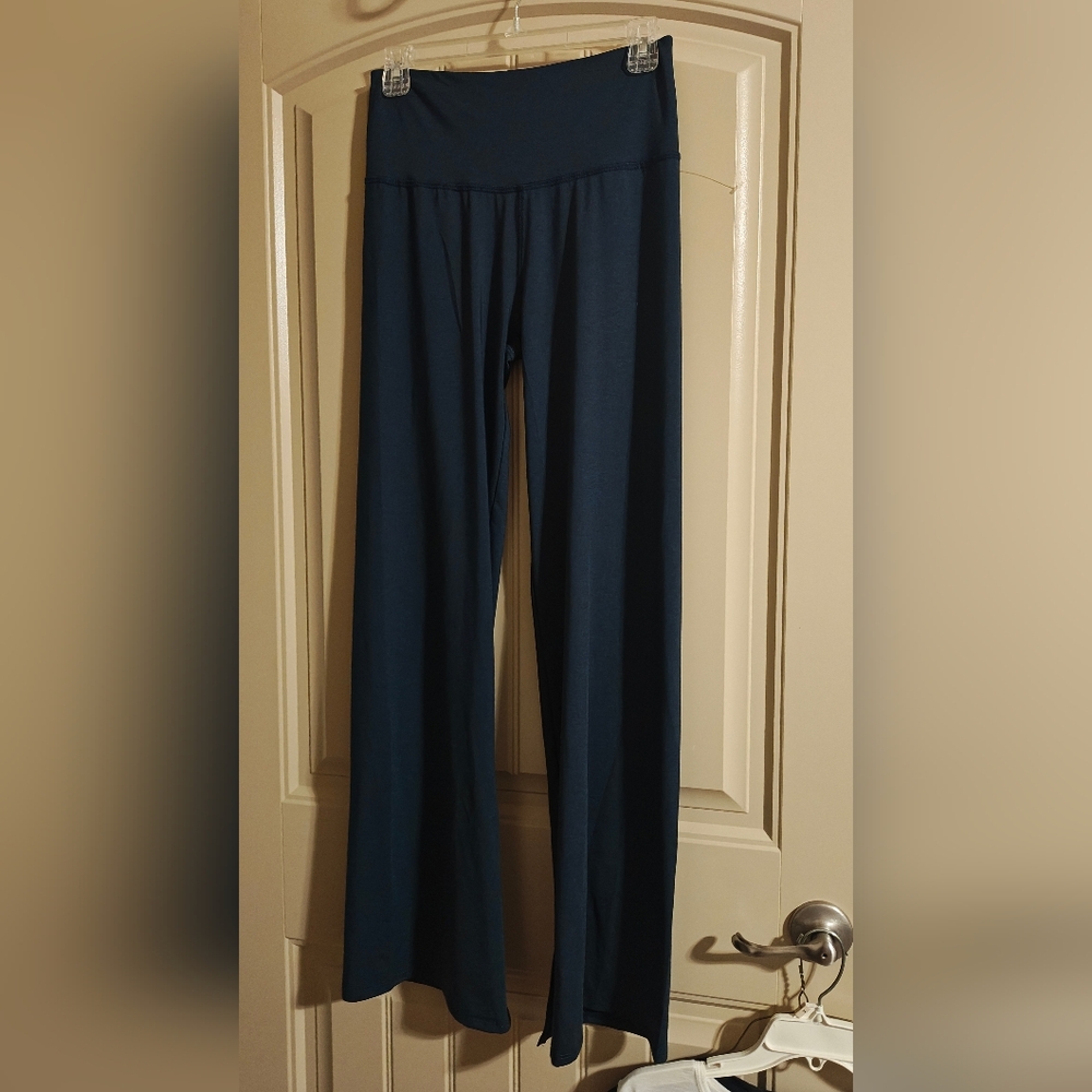 NWOT Free People Movement Flare Split Leggings Small Blue High Rise Yoga Pants - Picture 9 of 11